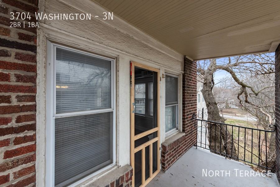 3704 Washington St #3N - Photo 5 of 21