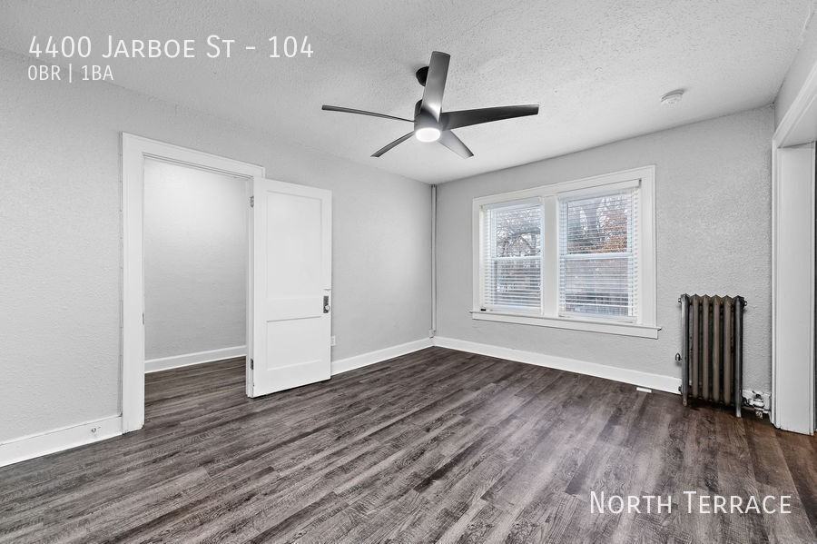 Jarboe Place - Photo 3 of 8