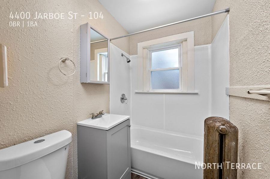 Jarboe Place - Photo 7 of 8