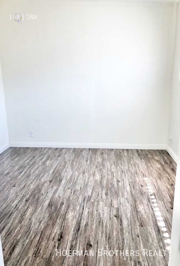 4558 W 173rd St #H - Photo 3 of 8