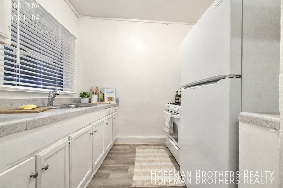 722 S Alvarado St #204 - Photo 2 of 4