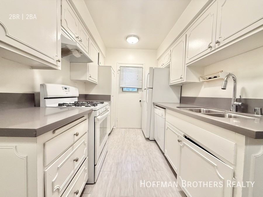 1221 Amherst Ave #1 - Photo 2 of 6