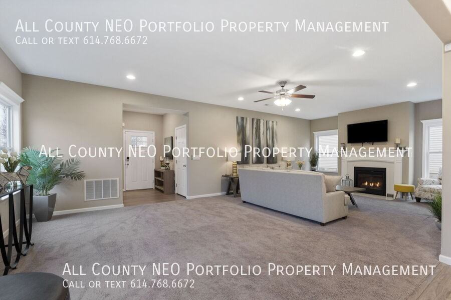 Channel Pl - Photo 7 of 49