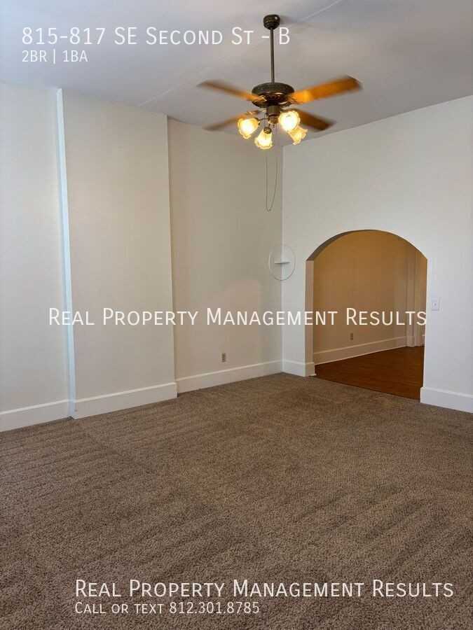 815817 Se 2nd St #B - Photo 2 of 12