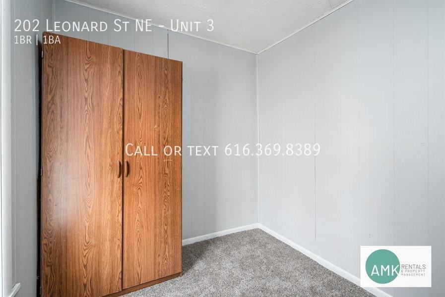 202 Leonard St Ne #3 - Photo 6 of 17