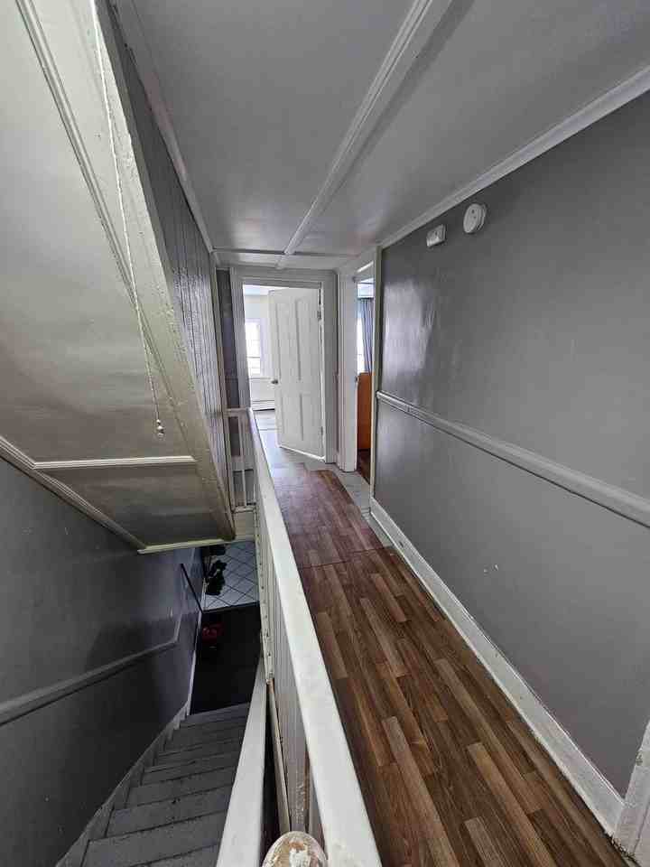 396 Liberty St - Photo 7 of 9