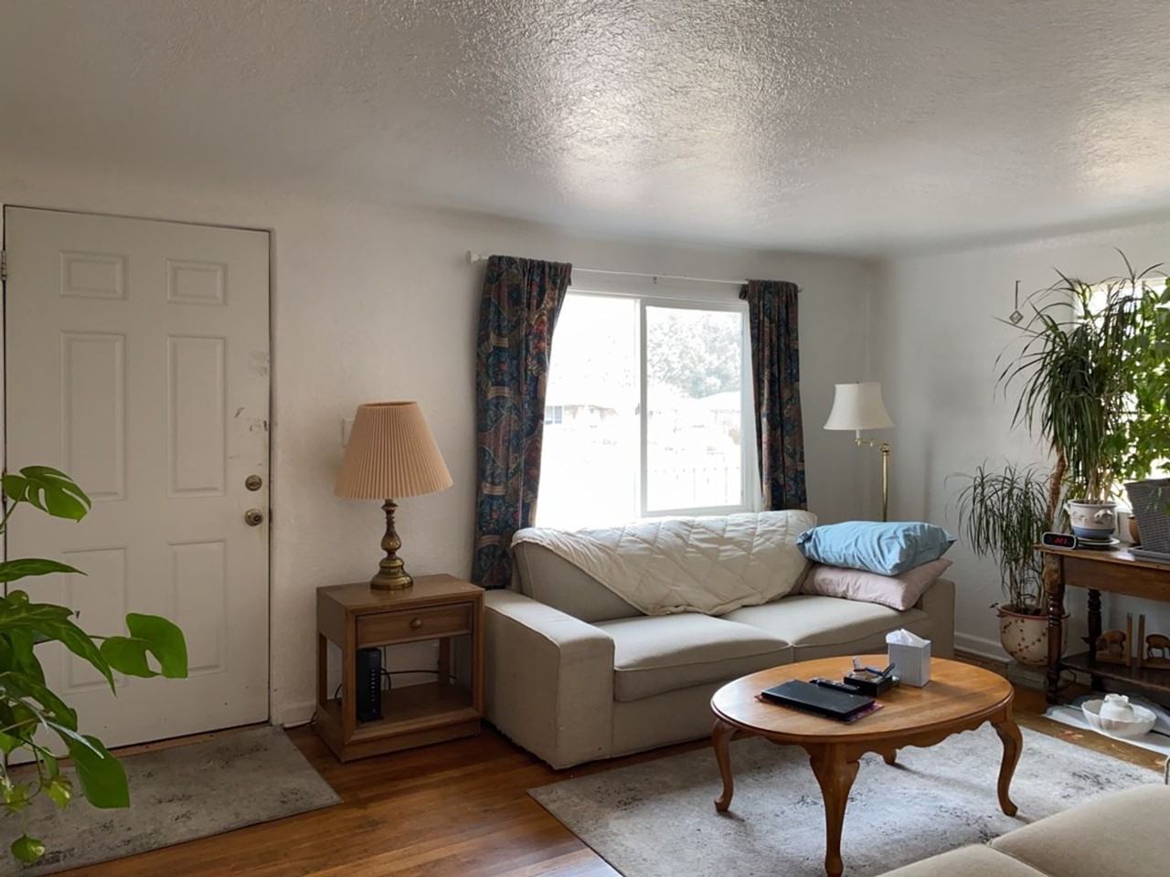 1127 W Mulberry St - Photo 3 of 40