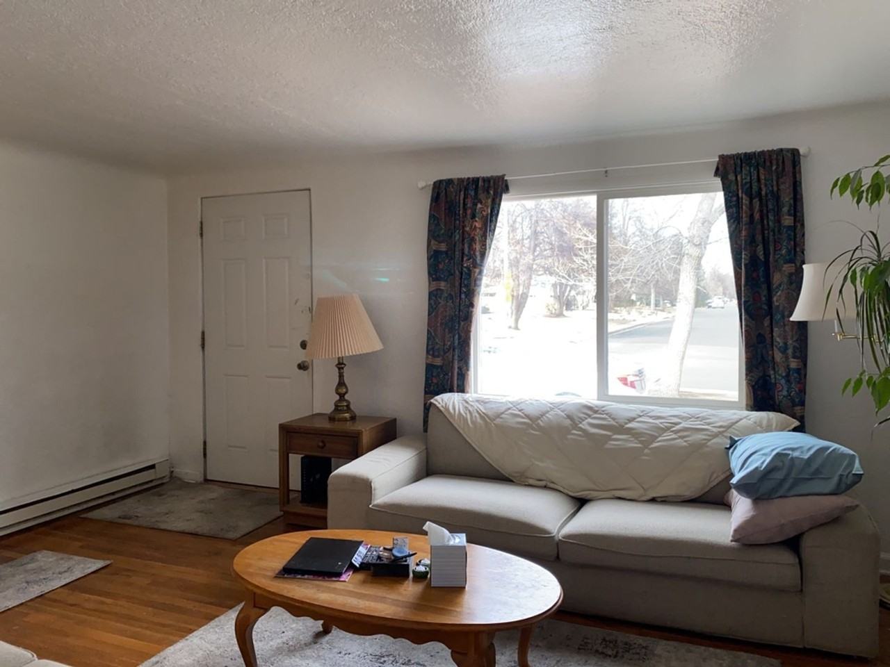 1127 W Mulberry St - Photo 4 of 40