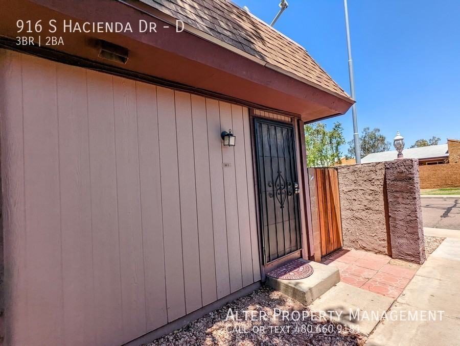 916 S Hacienda Dr #D - Photo 2 of 11