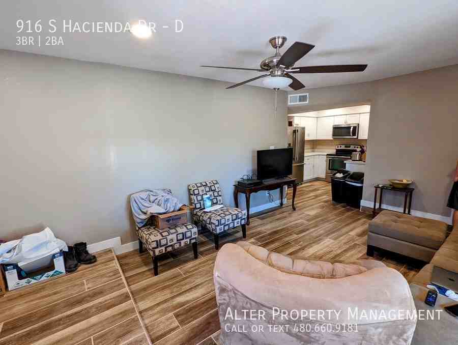 916 S Hacienda Dr #D - Photo 5 of 11