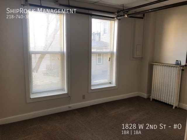 1828 W 2nd St #O - Photo 6 of 14