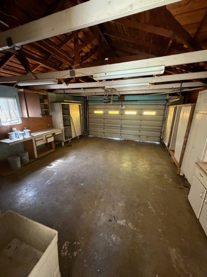 801 Barbara Way - Photo 6 of 12