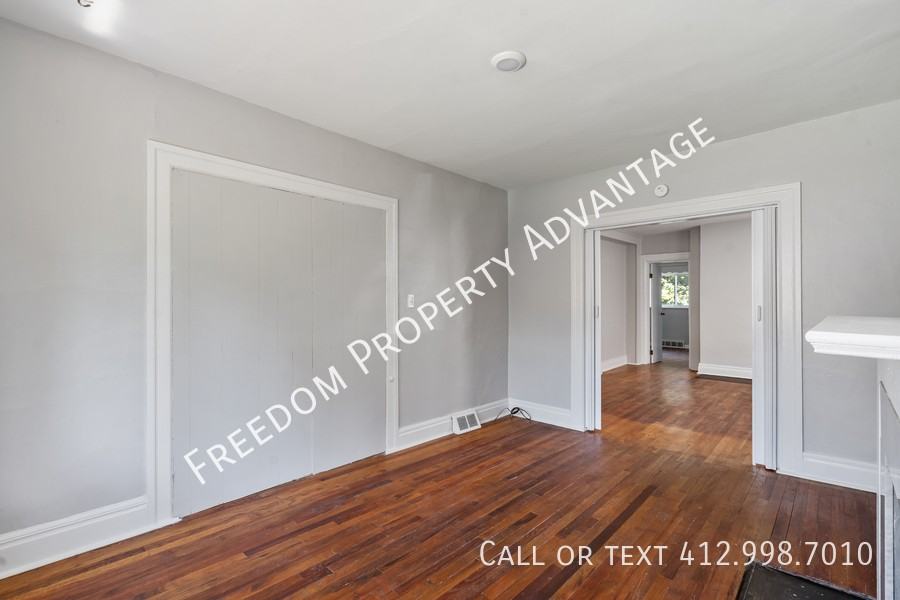 1737 Leolyn St - Photo 7 of 16