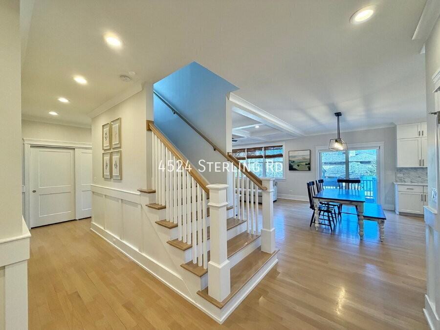 4524 Sterling Rd - Photo 5 of 32