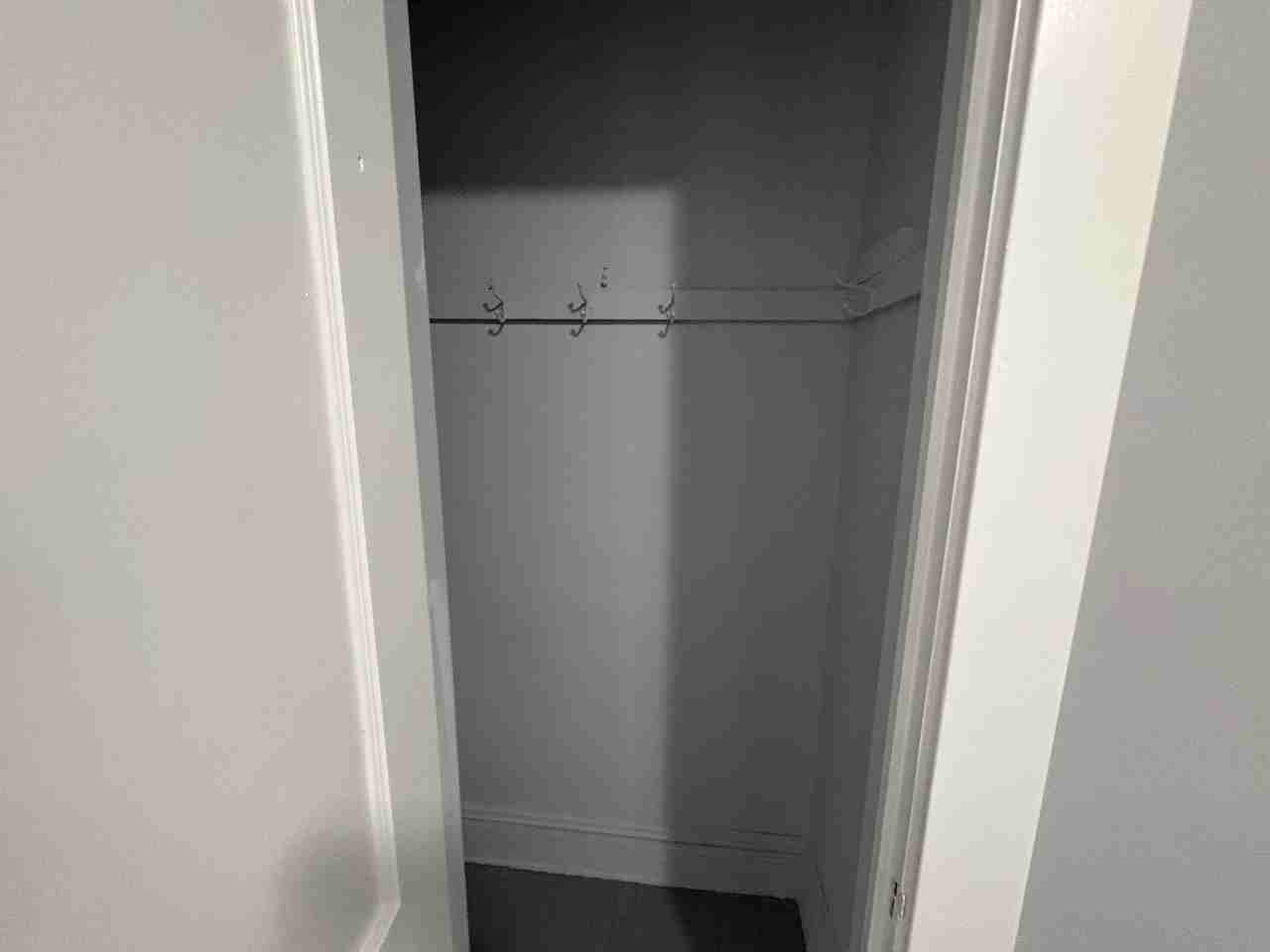 15624 Halliday Ave - Photo 5 of 34