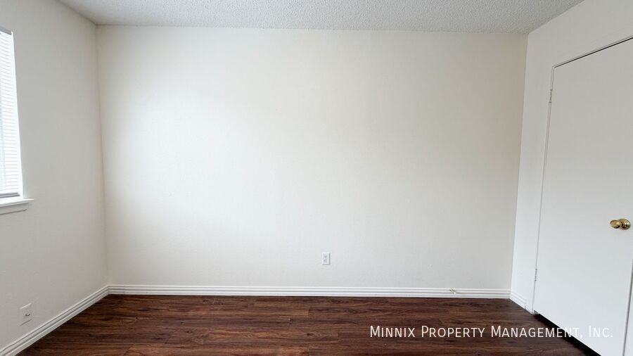 2601 W 16th St - Photo 7 of 11