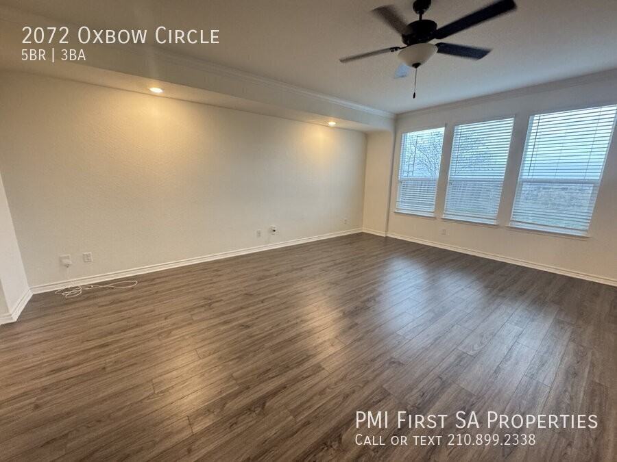 2072 Oxbow Cir - Photo 5 of 25
