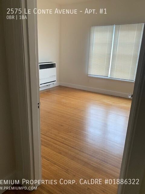 2575 Le Conte Ave #1 - Photo 5 of 44