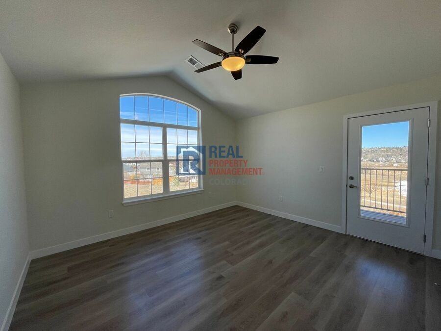 18645 Stroh Rd #1-207 - Photo 5 of 9