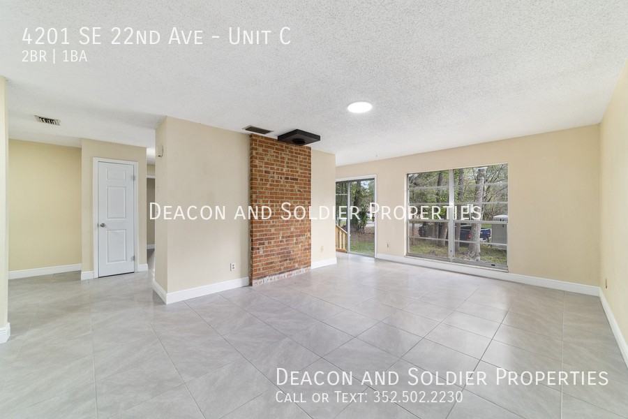 4201 Se 22nd Ave #C - Photo 6 of 50