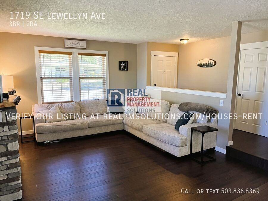 1719 Se Lewellyn Ave - Photo 5 of 50