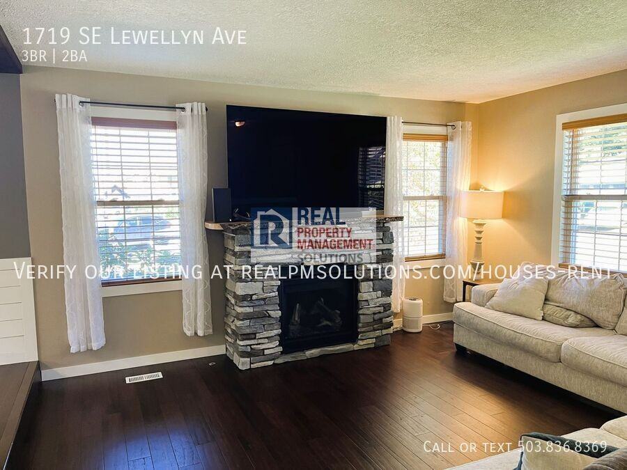 1719 Se Lewellyn Ave - Photo 7 of 50