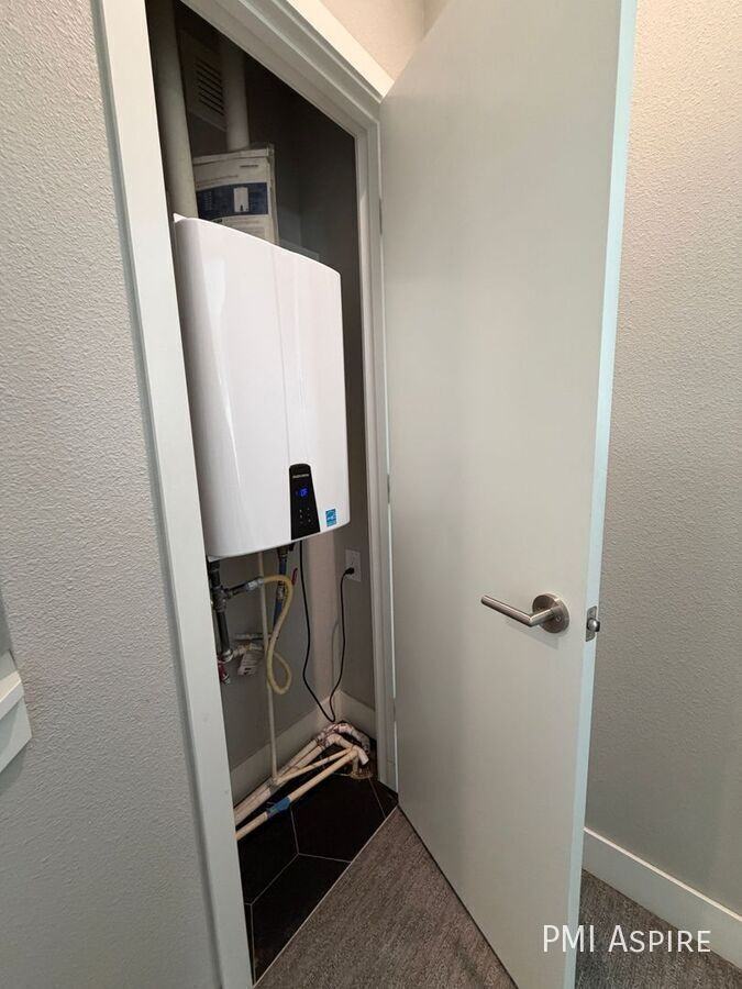 5159 W 10th Ave #5159 - Photo 3 of 16