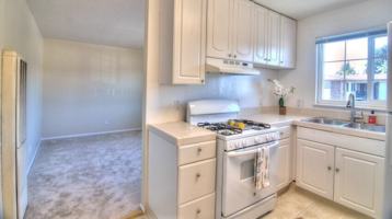 featured image of 505 Columbia Ave #03