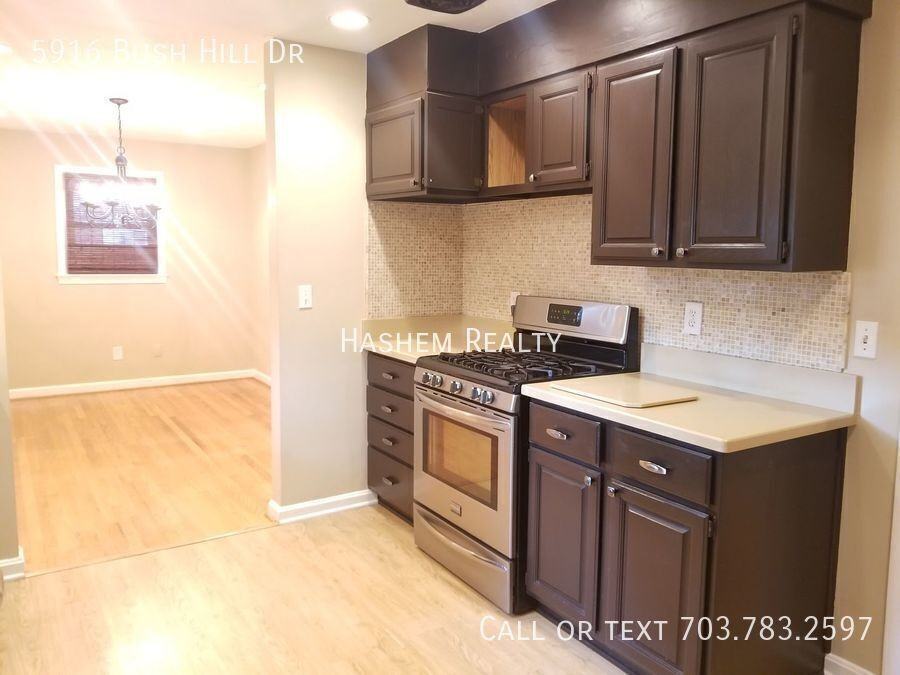 5916 Bush Hill Dr - Photo 2 of 20