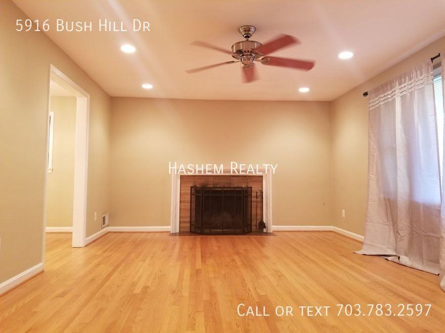 5916 Bush Hill Dr - Photo 5 of 20