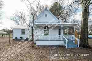 featured image of 825 Carridale St Sw