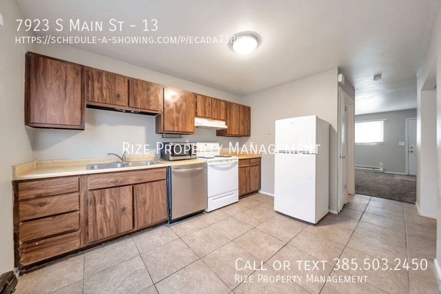 7923 S Main St #13 - Photo 2 of 16