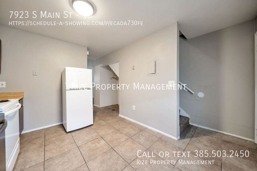 7923 S Main St #13 - Photo 3 of 16