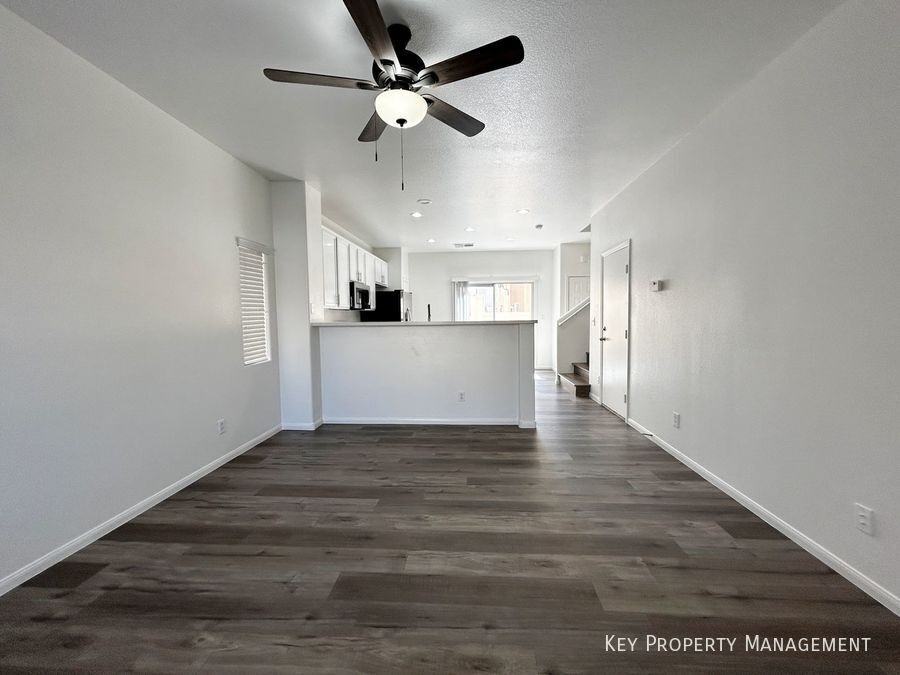 897 Blushing Rose Pl - Photo 5 of 27