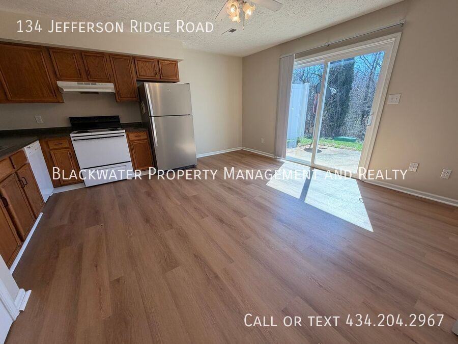 134 Jefferson Ridge Rd - Photo 4 of 13