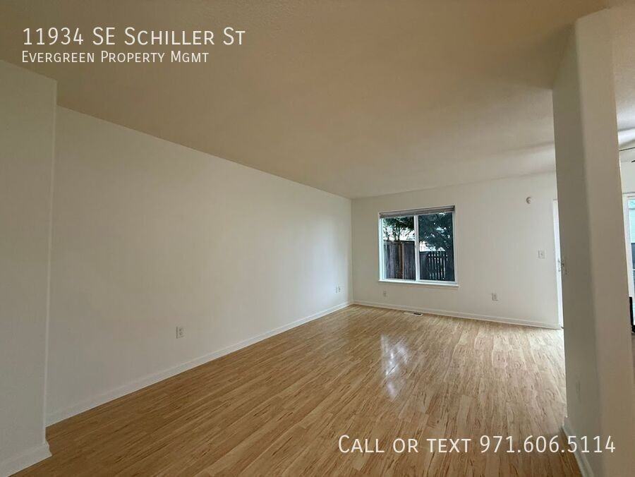 11934 Se Schiller St - Photo 5 of 36