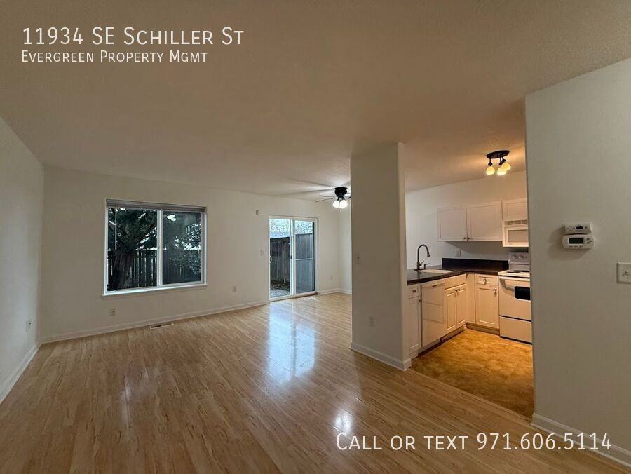 11934 Se Schiller St - Photo 6 of 36