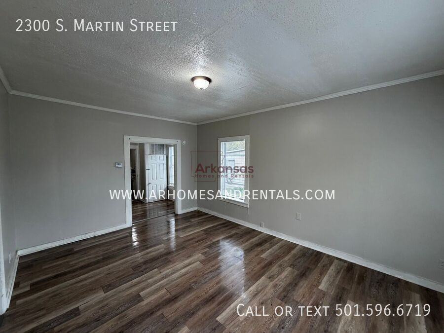 2300 S Martin St - Photo 3 of 9