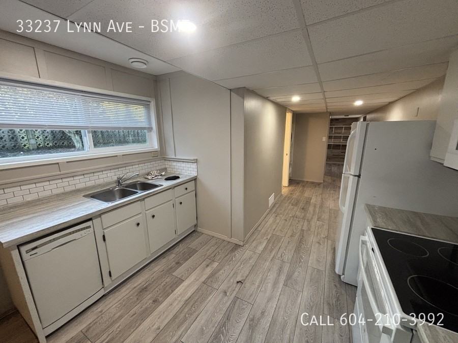 33237 Lynn Ave #BS - Photo 4 of 9