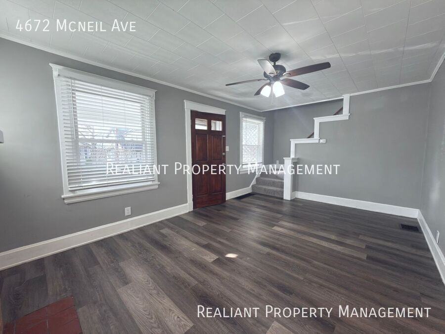 4672 Mcneil Ave - Photo 3 of 18