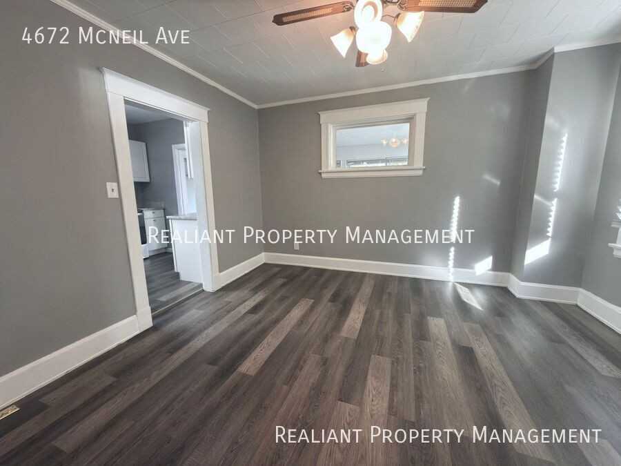 4672 Mcneil Ave - Photo 4 of 18