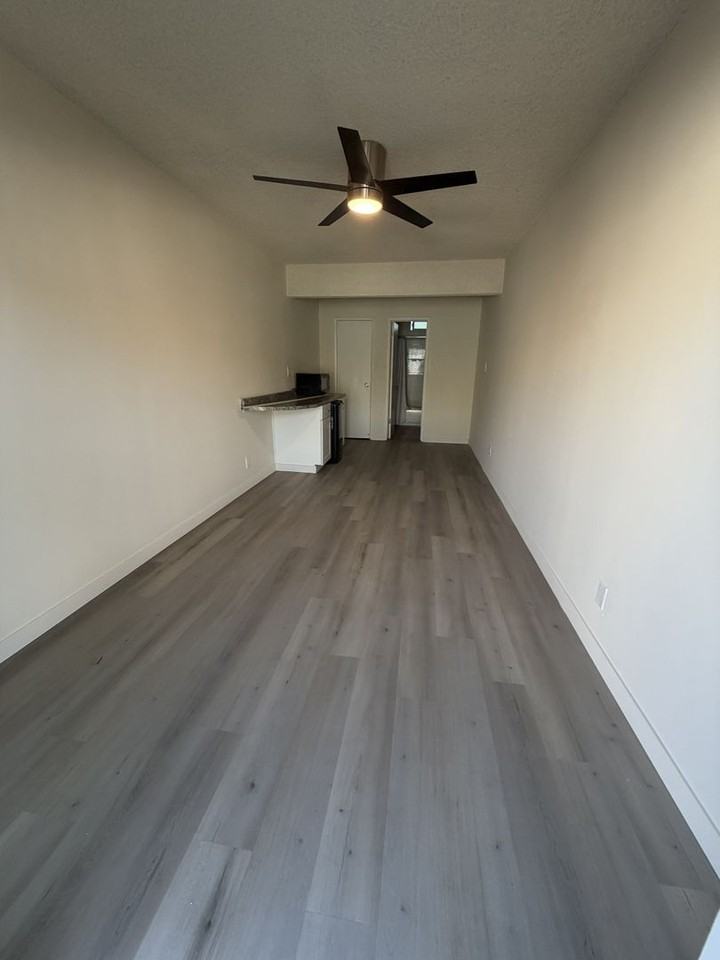Welcome to 10121 Tabor St. apartments located in the heart of Palms. - Photo 3 of 17