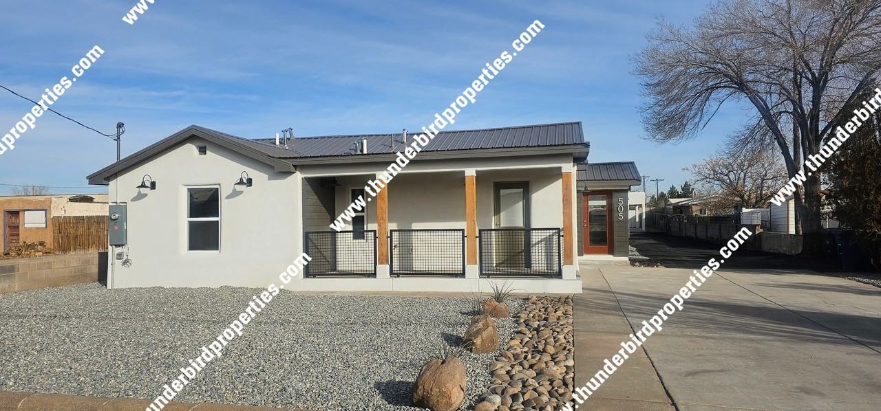 505 Los Arboles Ave Nw