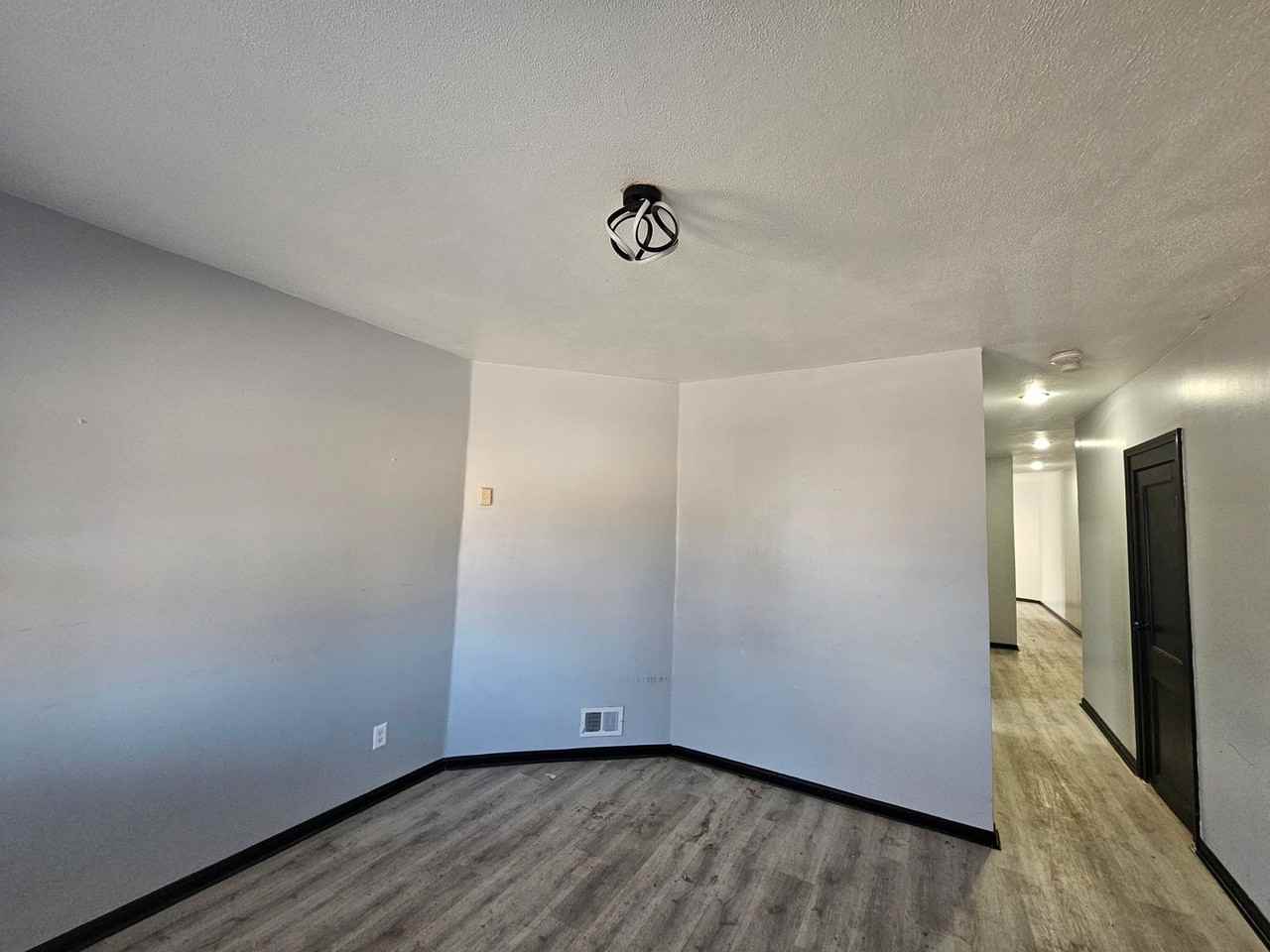 6100 Hough Ave - Photo 2 of 15