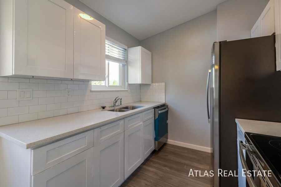 19003 E Mansfield Dr - Photo 6 of 20