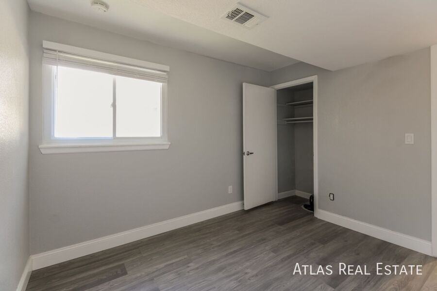 19003 E Mansfield Dr - Photo 7 of 20