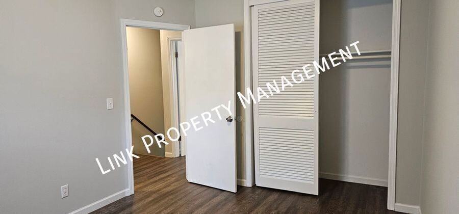 1640 Keeble St - Photo 5 of 33