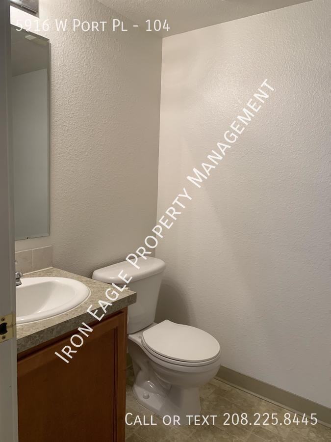 5916 W Port Ln #104 - Photo 6 of 10