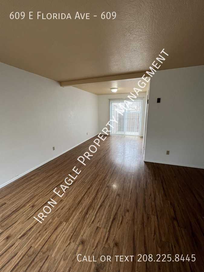 609 E Florida Ave #609 - Photo 2 of 8