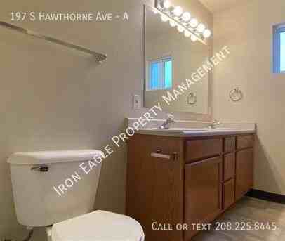 197 S Hawthorne Ave #A - Photo 6 of 8